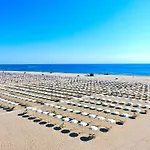 Dena Chalets - At The Lido di Spina