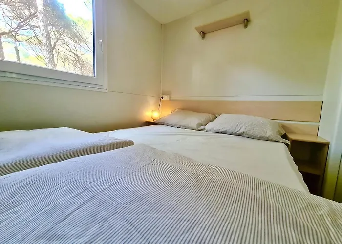 شاليه Dena Chalets - At The