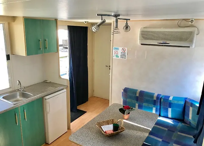 Σαλέ Dena Chalets - At The