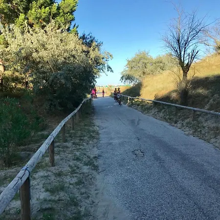 Chalé Dena Chalets - At The Lido di Spina