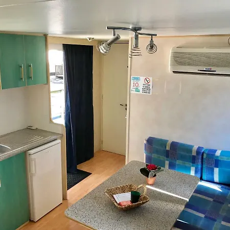 木屋 Dena Chalets - At The