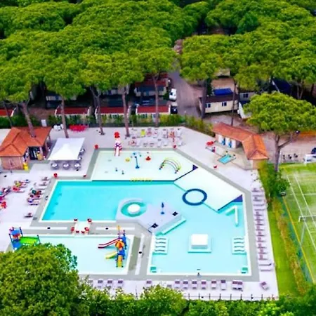 Dena Chalets - At The Chalet Lido di Spina